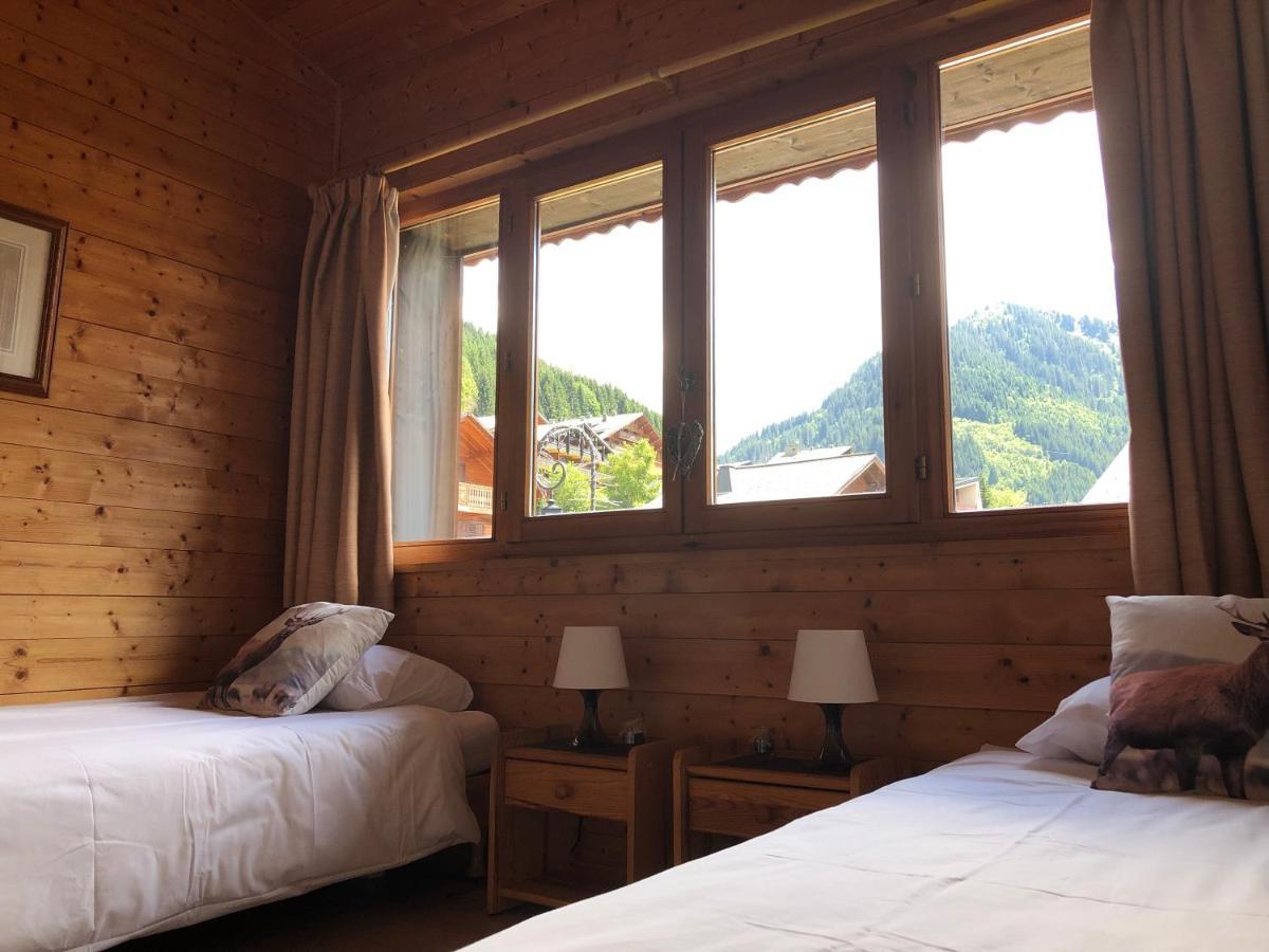 Central Hostel Châtel Exteriör bild