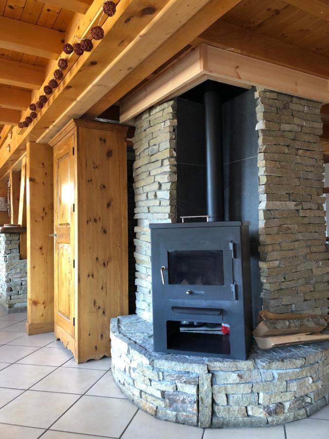 Central Hostel Châtel Exteriör bild