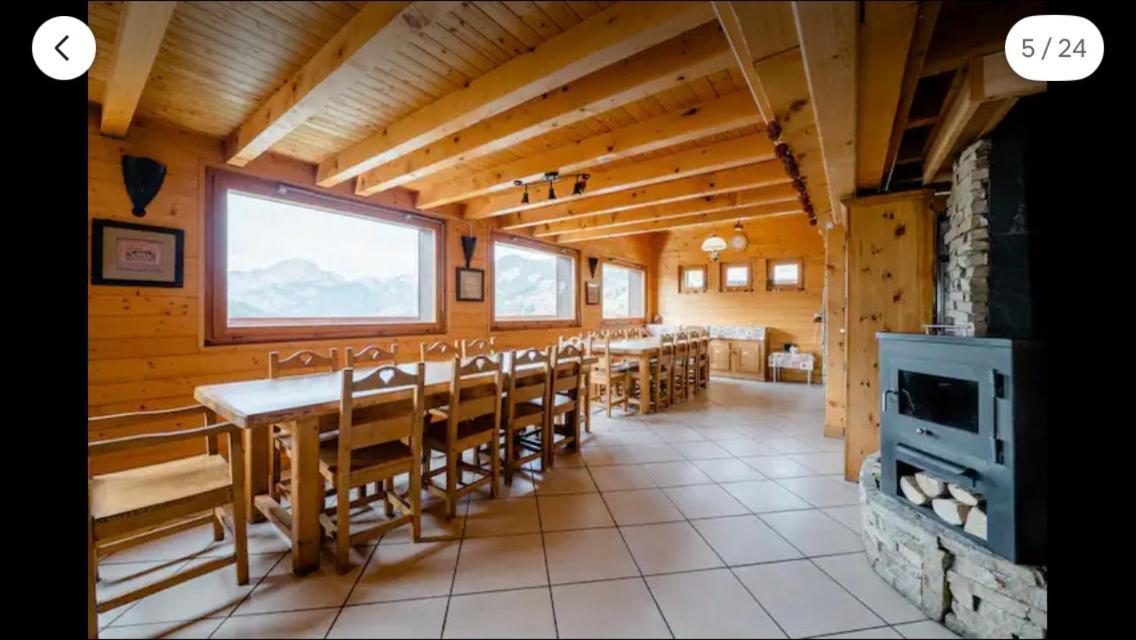 Central Hostel Châtel Exteriör bild