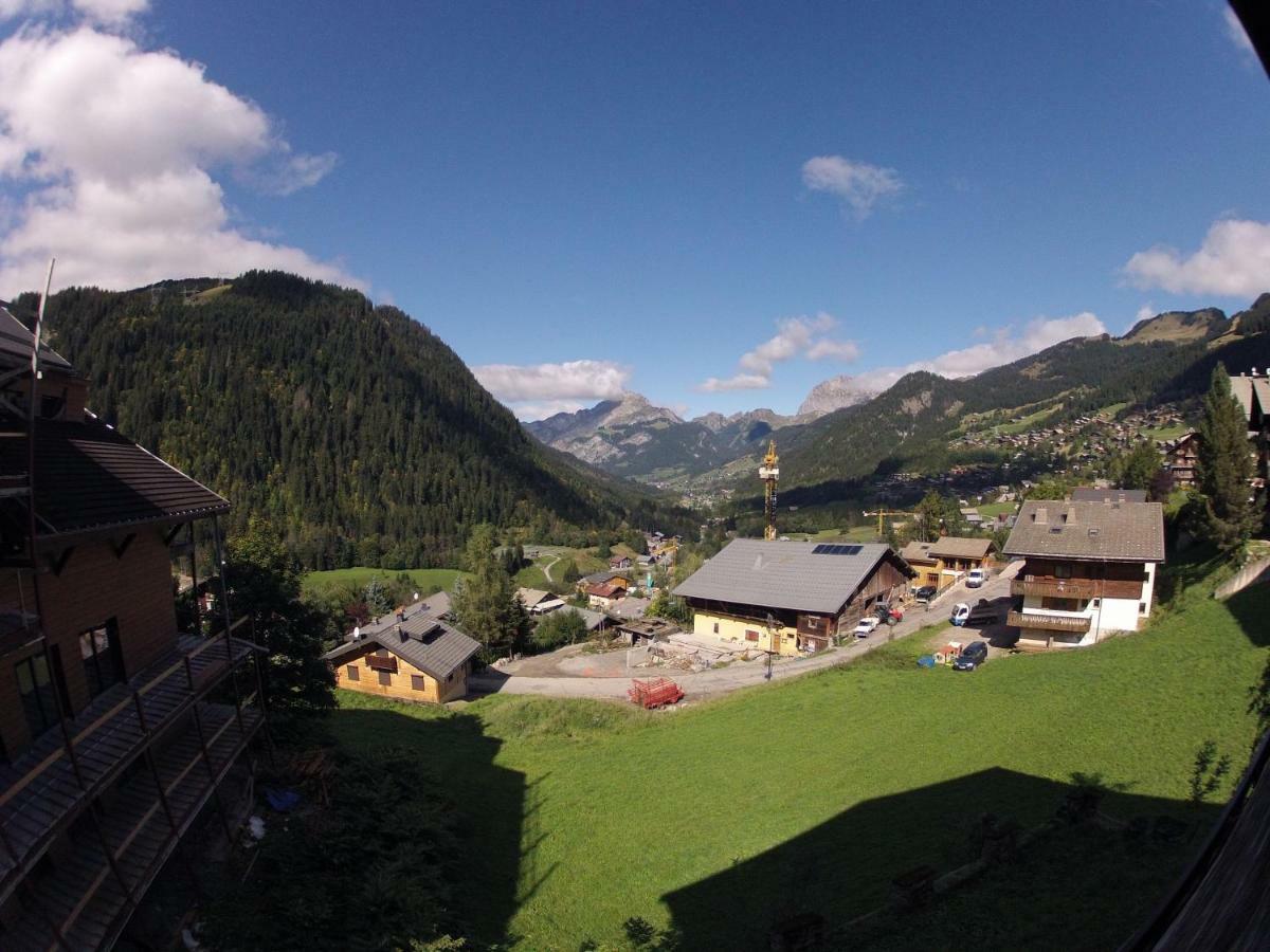 Central Hostel Châtel Exteriör bild